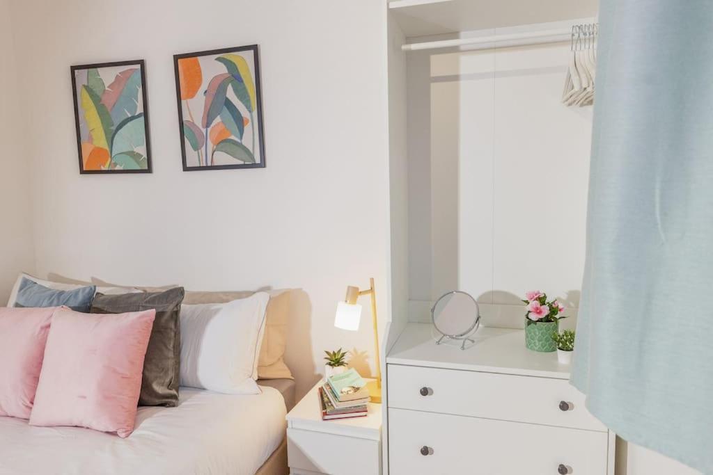 Appartamento Tranquil 2 Bed Near Downtown & Free Parking