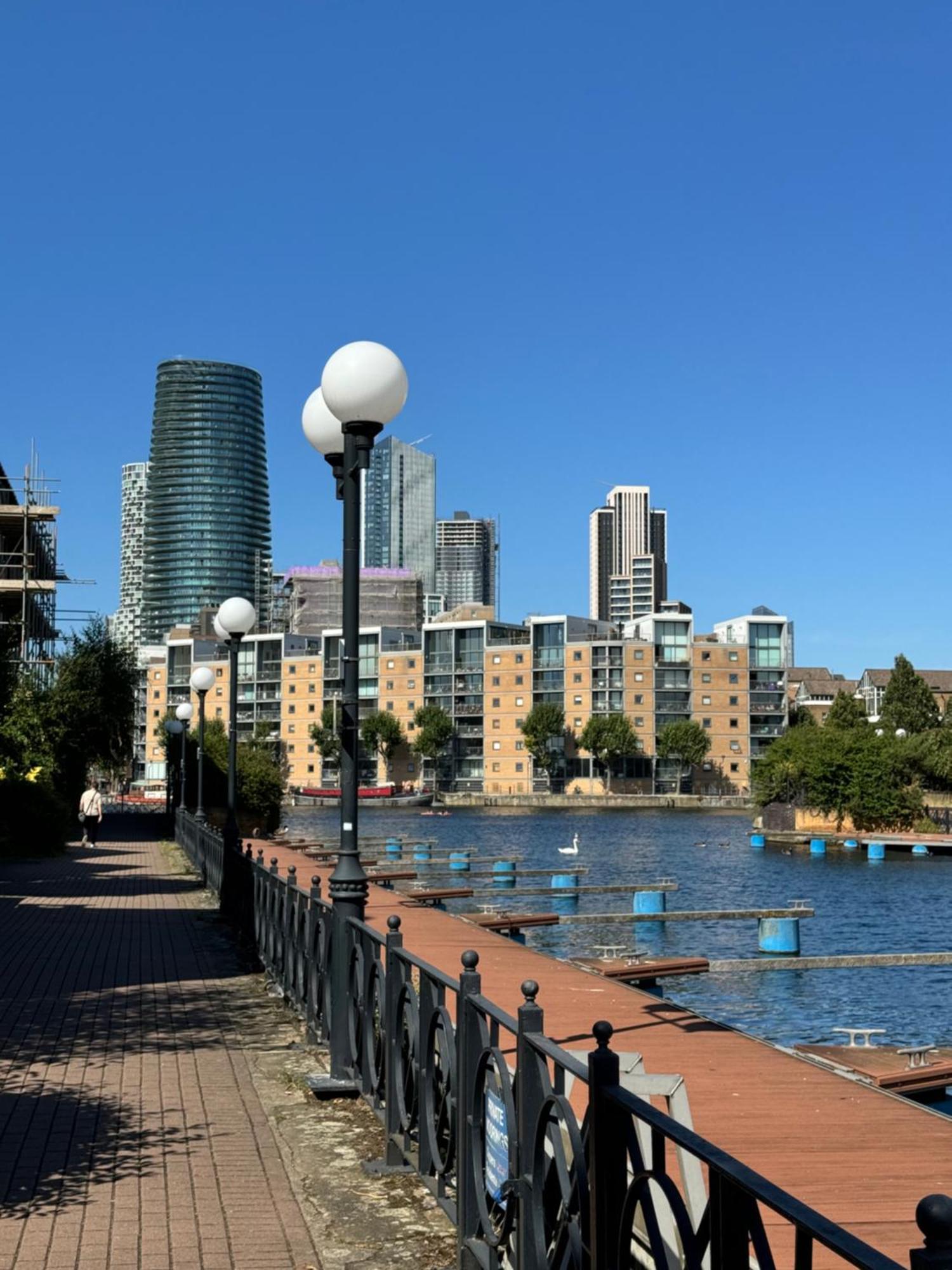 Tranquil 2 Bed Near Downtown & Free Parking Appartamento Londra