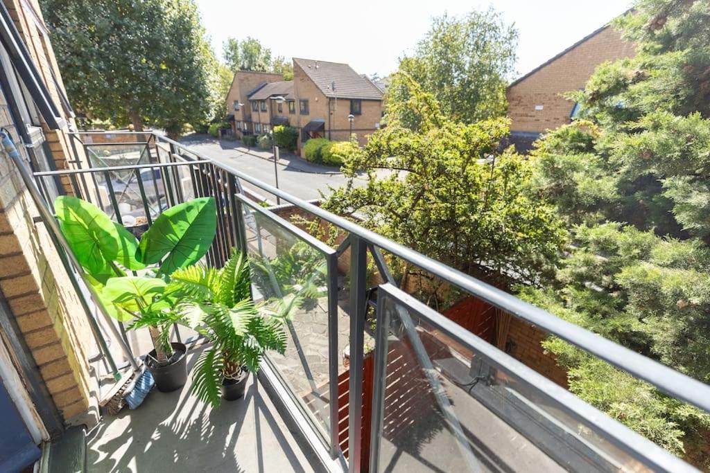 Appartement Tranquil 2 Bed Near Downtown & Free Parking